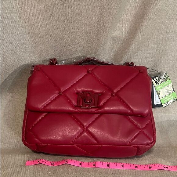 NWT Badgley Mischka Red Quilted Chain Crossbody Bag MSRP $129 - Picture 5 of 8